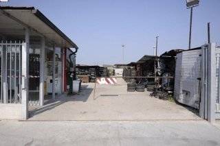 deposito auto della ditta