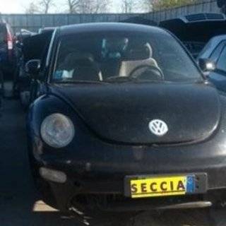 Volkswagen New Beetle nera