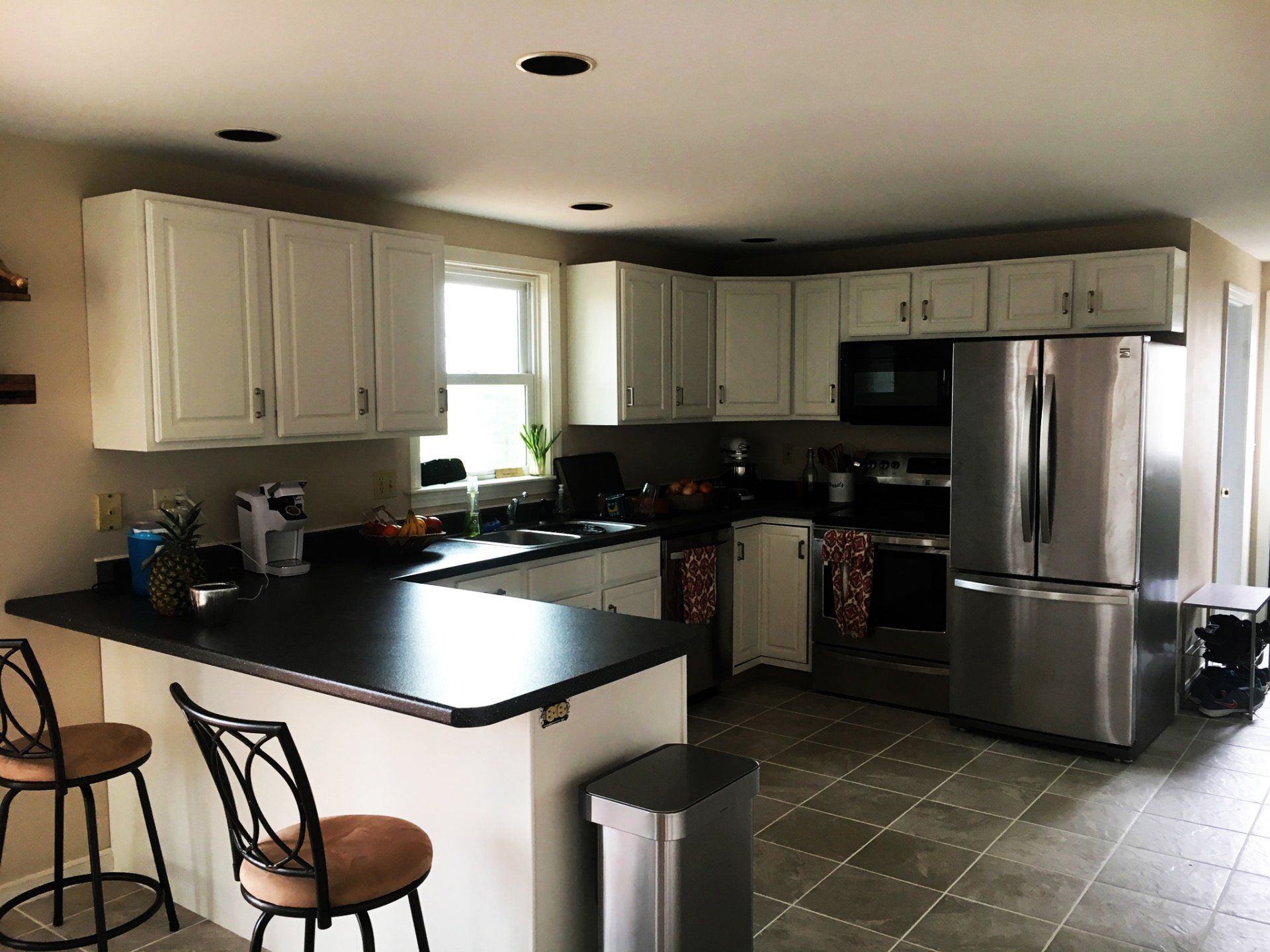 Kitchen Cabinet Painting | Rob Dee Painting