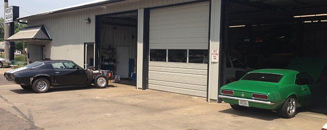 woodys-garage.jpg woodys-garage.jpg