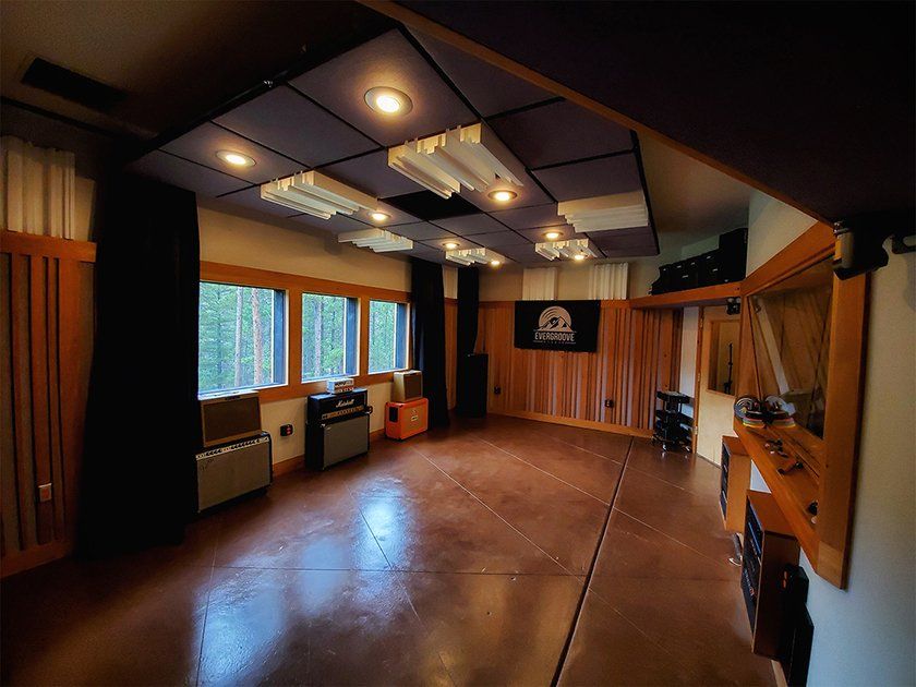 ethan_kotel_colorado_recording_engineer_evergroove_studio.png