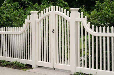 Traditional fencing