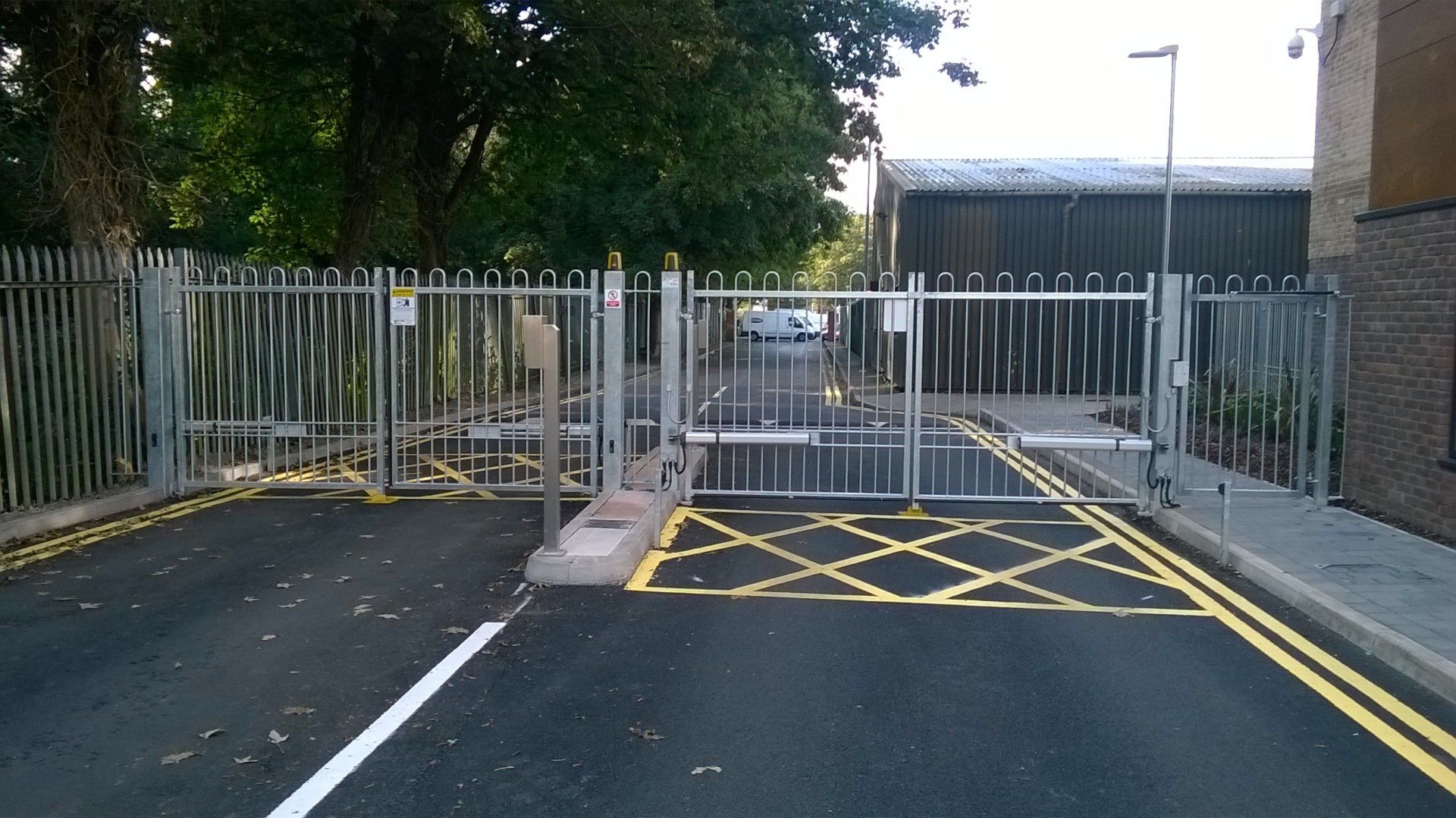 automatic gate for security