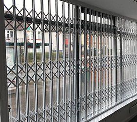 Grilles for a building entrance