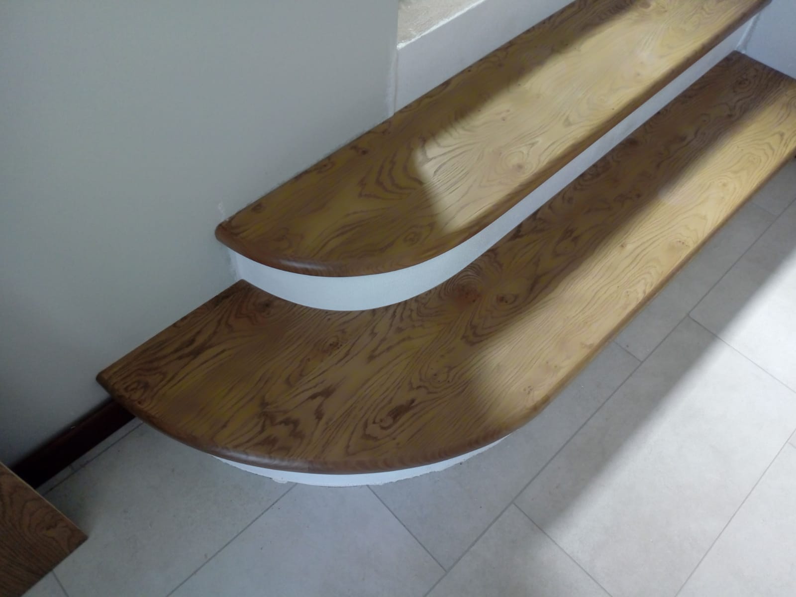 scale interne in legno