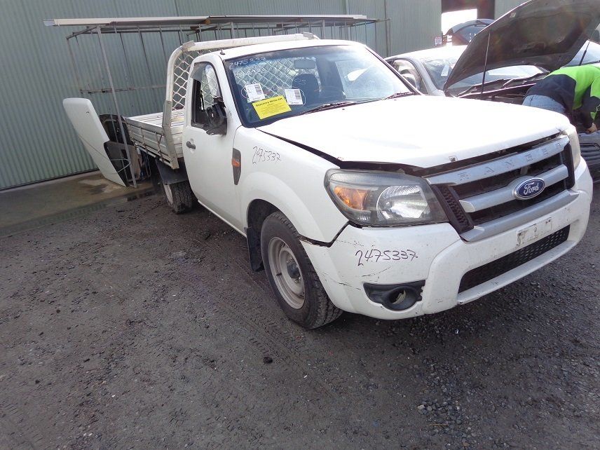 STOCK NO. 8229: FORD RANGER UTE SINGLE CAB WITH TRAY 4 CYL DIESEL MANUAL GEAR BOX