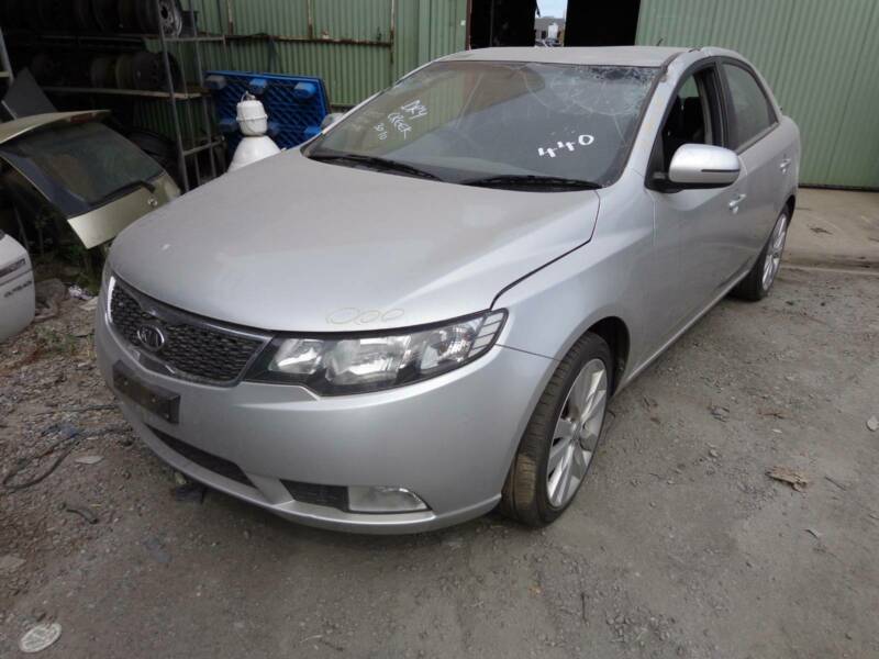 STOCK NO 8439: KIA CERATO TD SEDAN 4 CYL PETROL 6 SPD AUTOMATIC
