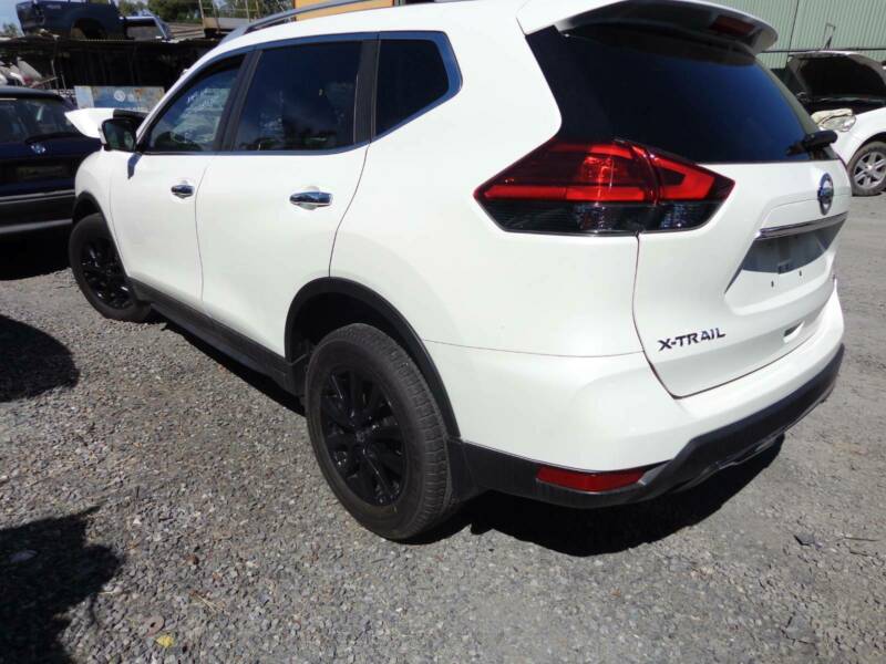 STOCK NO 8493: 3/2020 NISSAN X-TRAIL T32 WAGON 2.5 LTR 4CYL AUTO