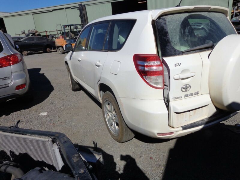 STOCK NO 8501: 11/2009 TOYOTA RAV 4 ACA33R 2.4 LTR 4 CYL 4 SPD AUTO AWD PETROL