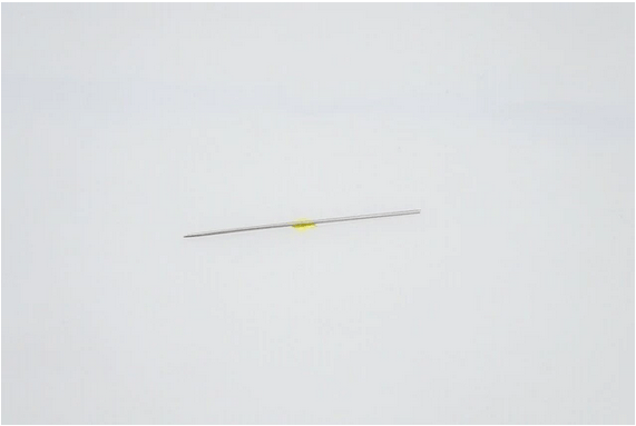 windshield-crack-repair-carpet-needle