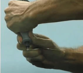 drilling-into-the-windshield-professional-windshield-repair