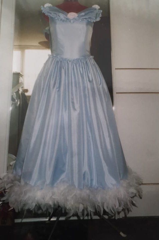 wedding dress