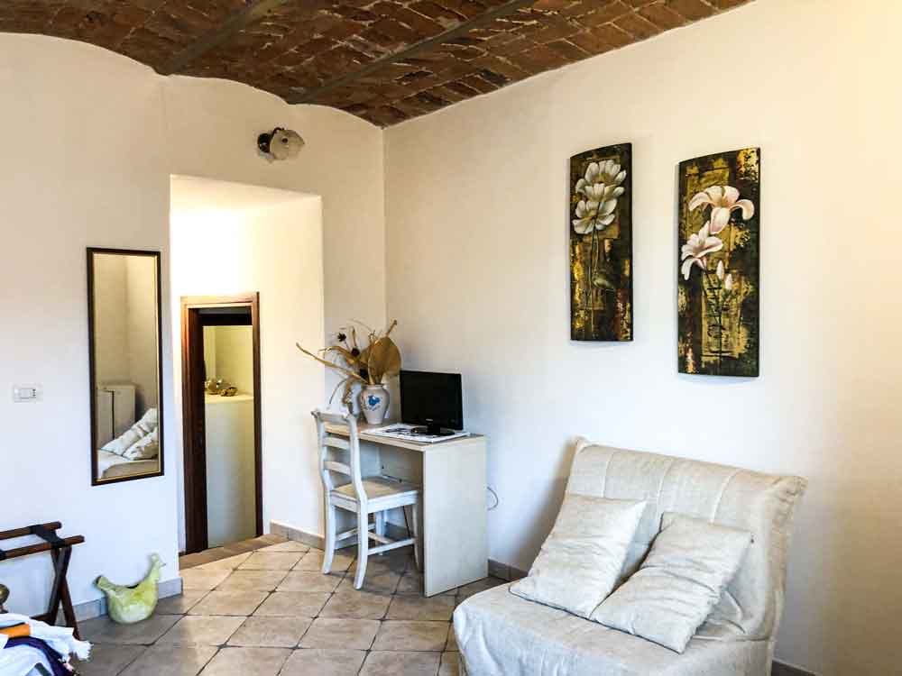 B&B interior