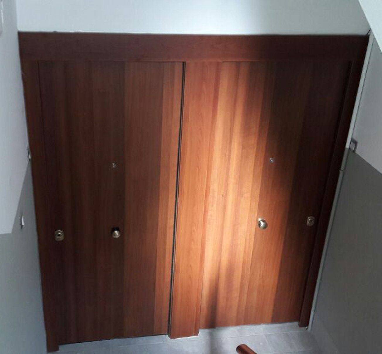 portone blindato in legno