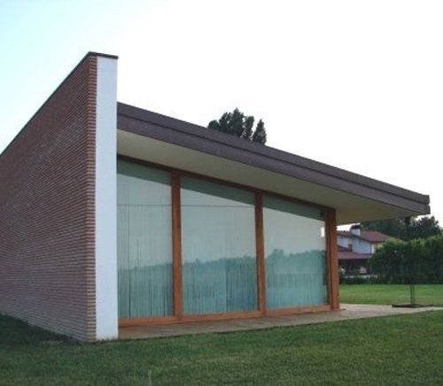casa moderna alla fine dei lavori di cantieri