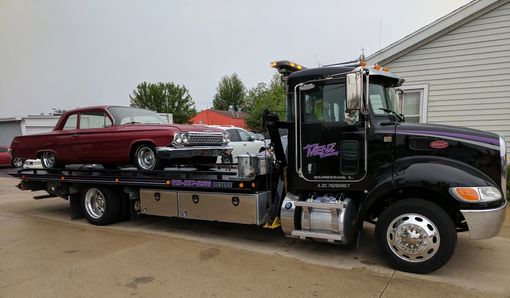 Larry Menz Towing Services, Inc. Truck — Roadside Assistance in Bourbannais, IL Larry Menz Towing Services, Inc. Truck — Roadside Assistance in Bourbannais, IL