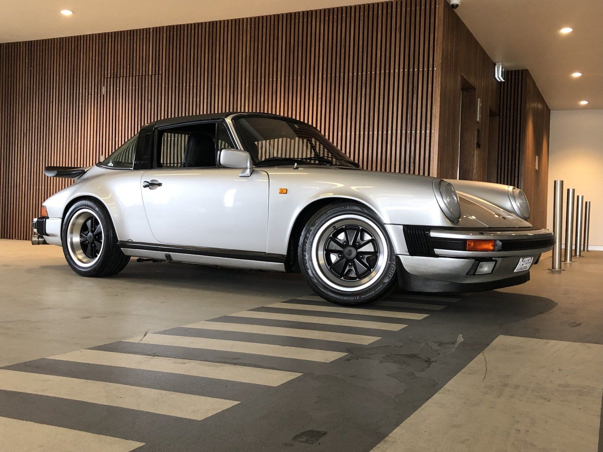Porsche Dealer