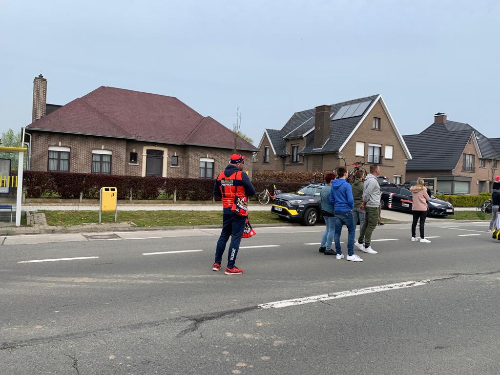 De Mispel ligt op het parcours van vele wielerwedstrijden.