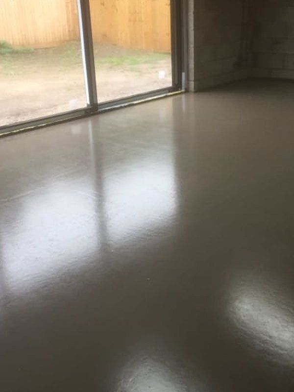 Screeding