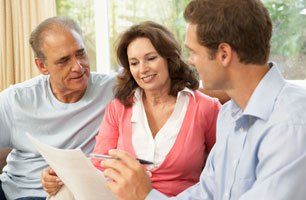 a couple seeking mortgage advice
