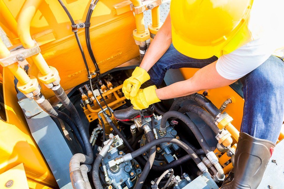 Revisione motori per escavatori