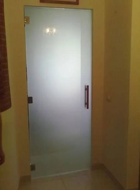 Porta in vetro satinata