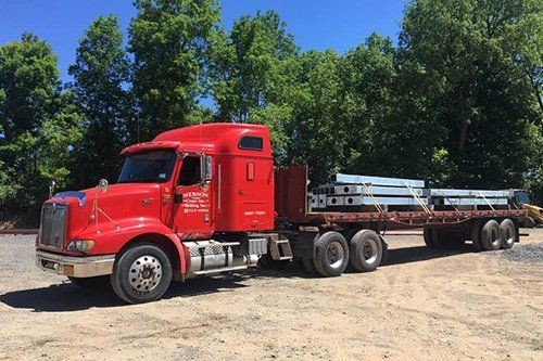 Flatbed Trucking Companies - Side View Of Big Truck in Westmoreland, NY Flatbed Trucking Companies - Side View Of Big Truck in Westmoreland, NY
