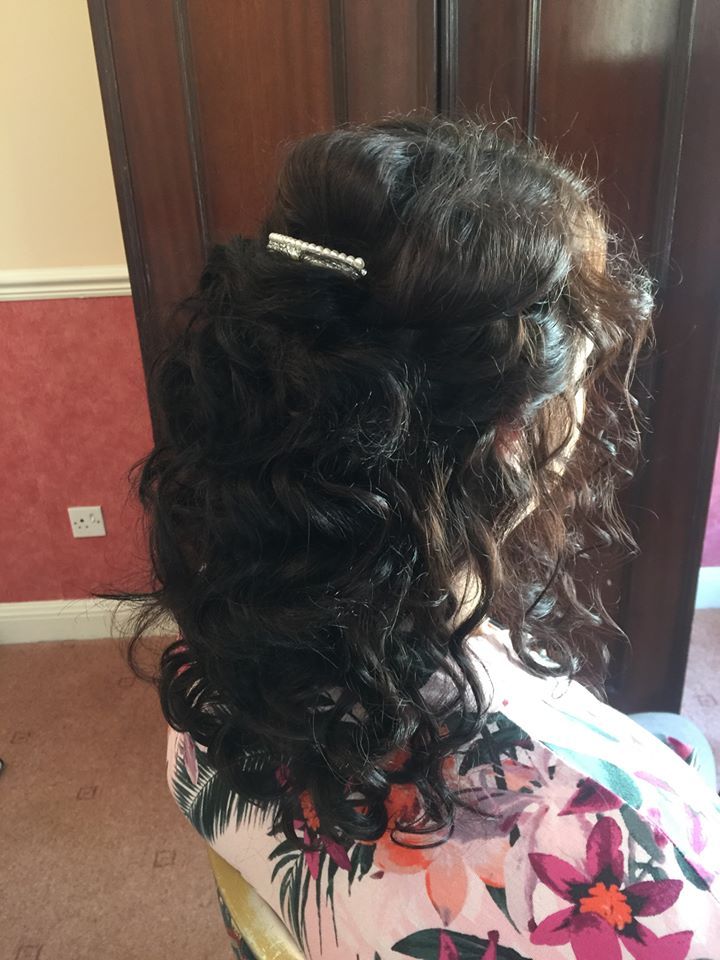 Curly hairstyle