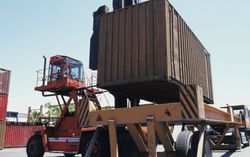 Container lift truck in Honolulu, HI