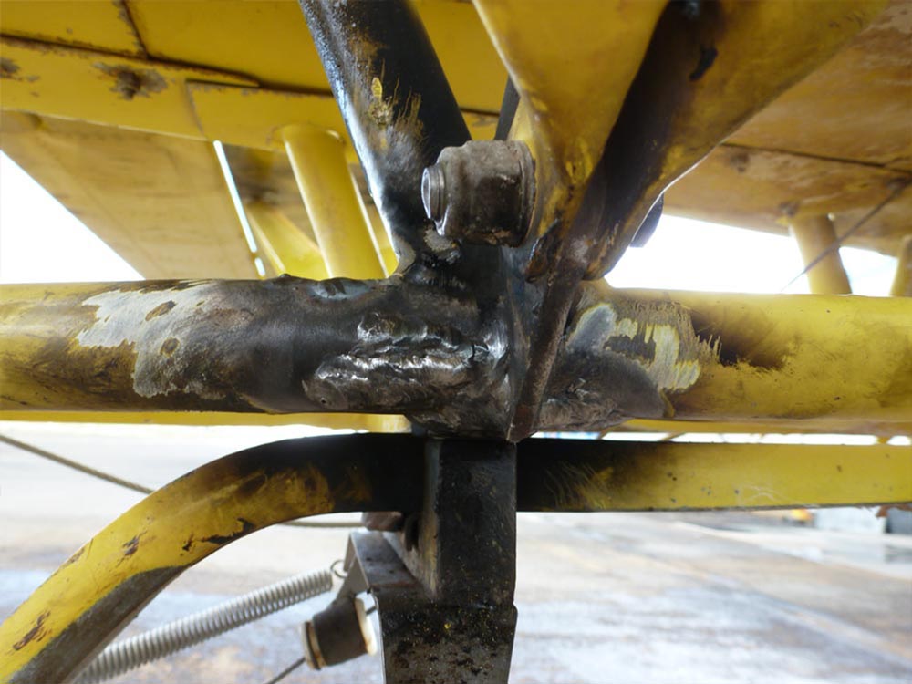 welded airplane joint