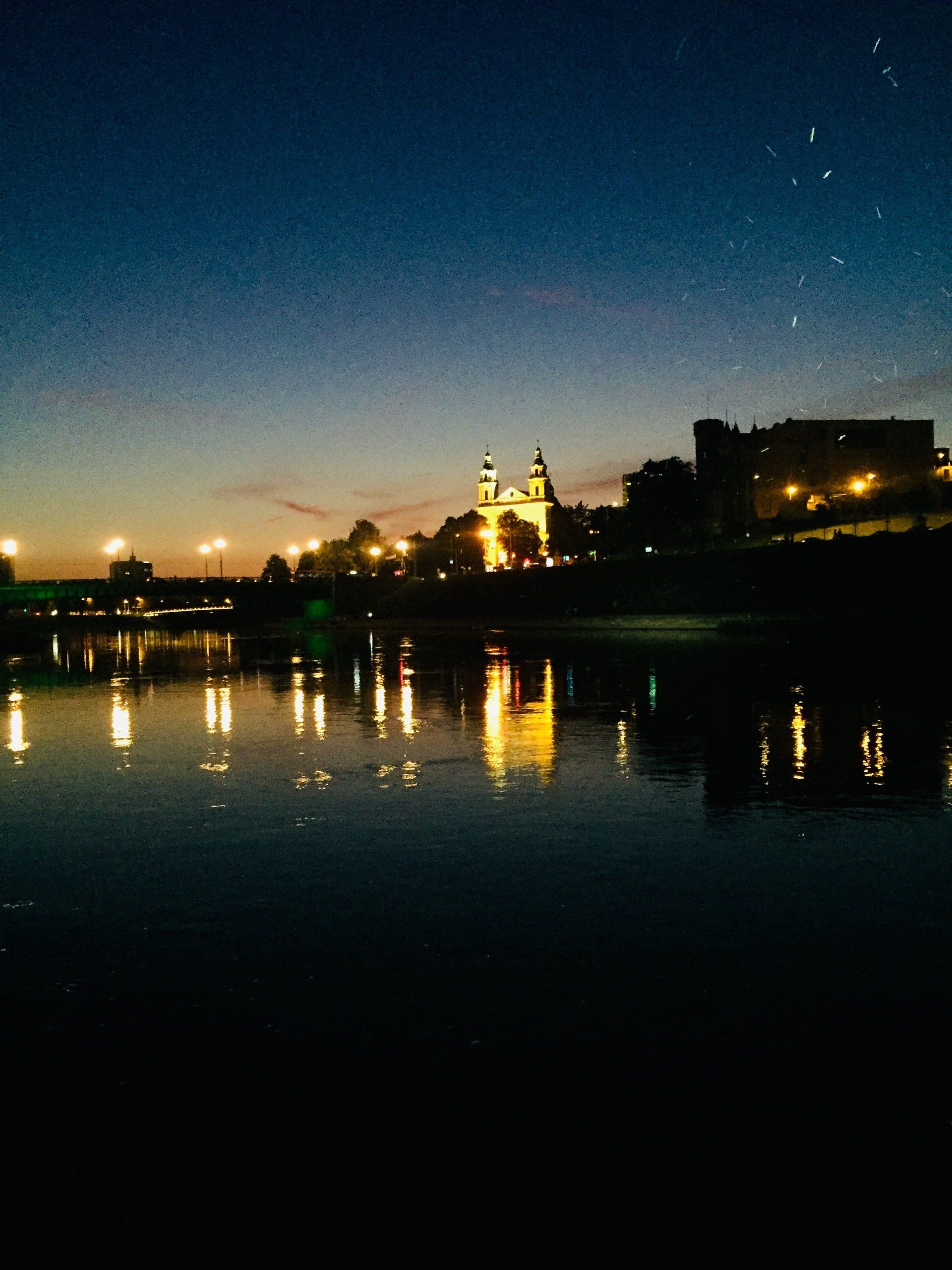 Vilniaus panorama plaukiant Nerimi