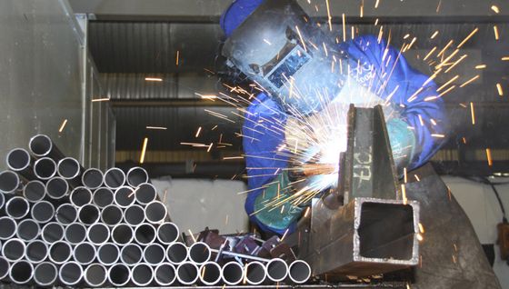 Fabrication expert doing metal fabrication in Honolulu, HI