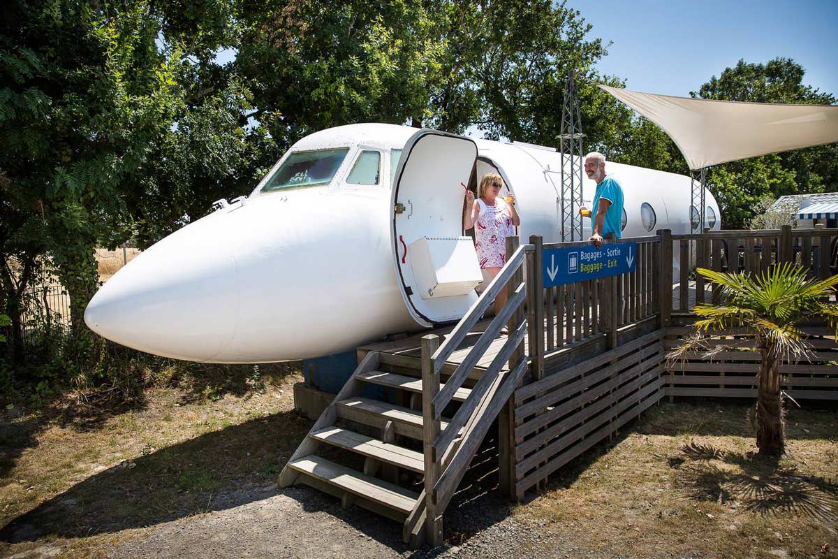 A Plane Theme House — Lexington, KY — Fantasy Stays