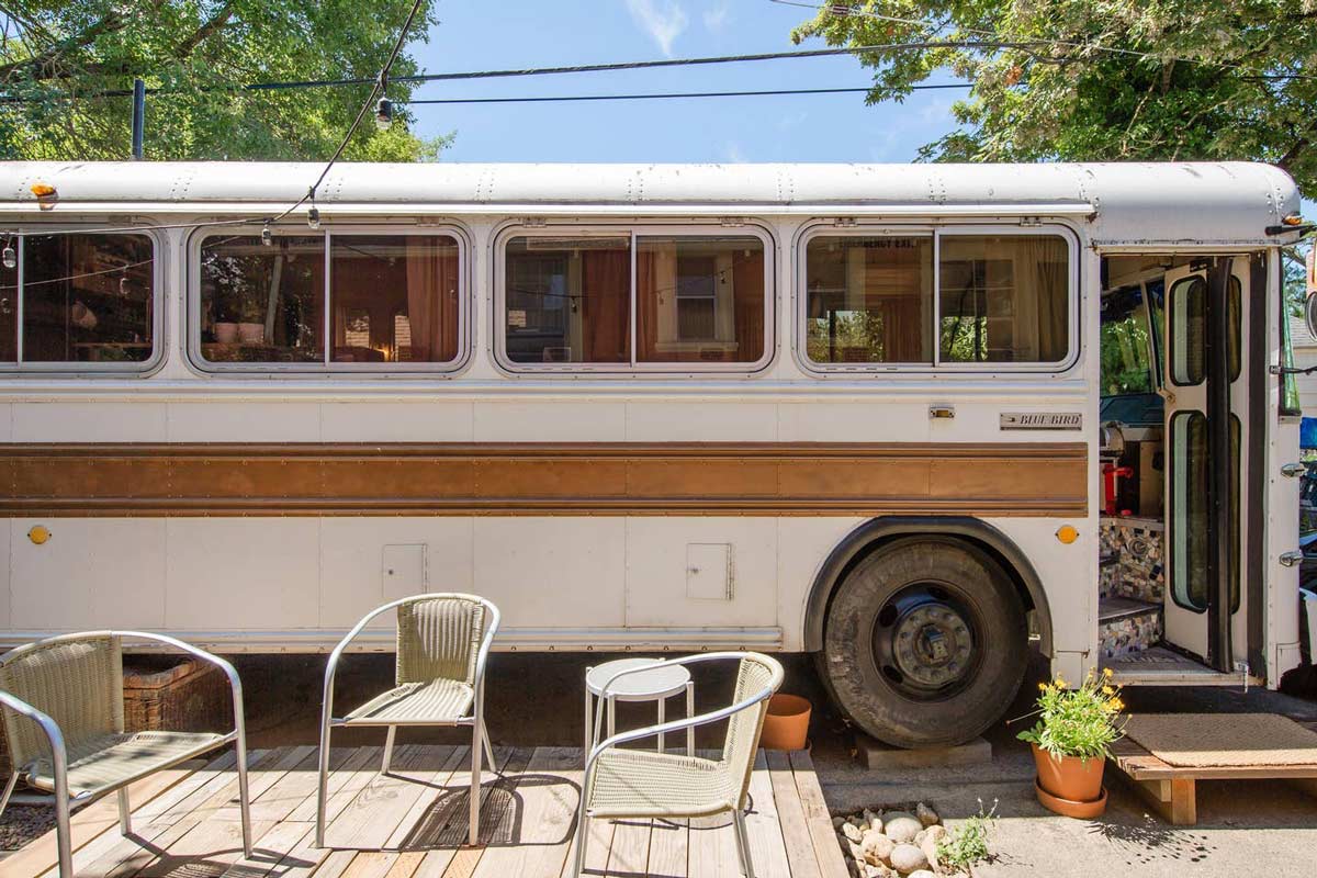 A Converted Bus — Lexington, KY — Fantasy Stays