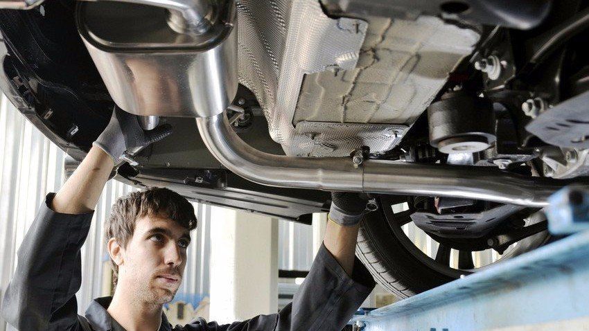 Exhaust fitting