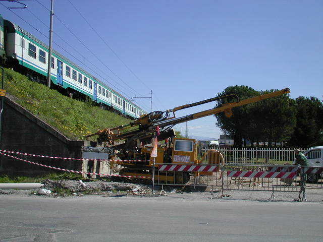 Sondaggi geologici geotecnici