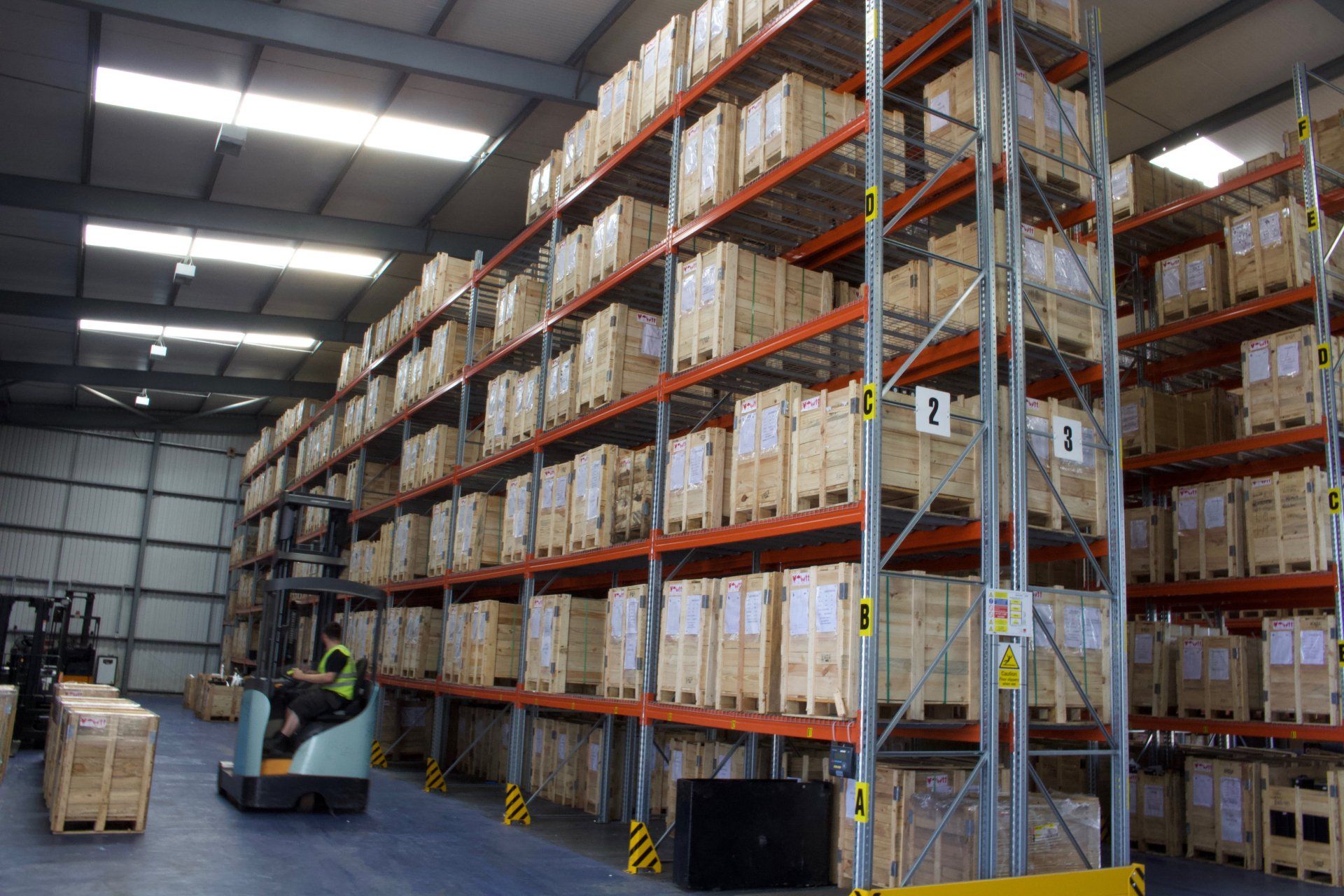 Lead acid industrial battery