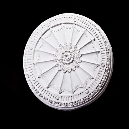 Ceiling rose 71cm