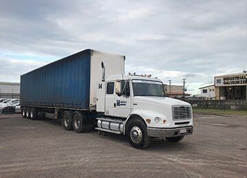 Truck 1— Local heavy transport in Townsville, QLD Truck 1— Local heavy transport in Townsville, QLD