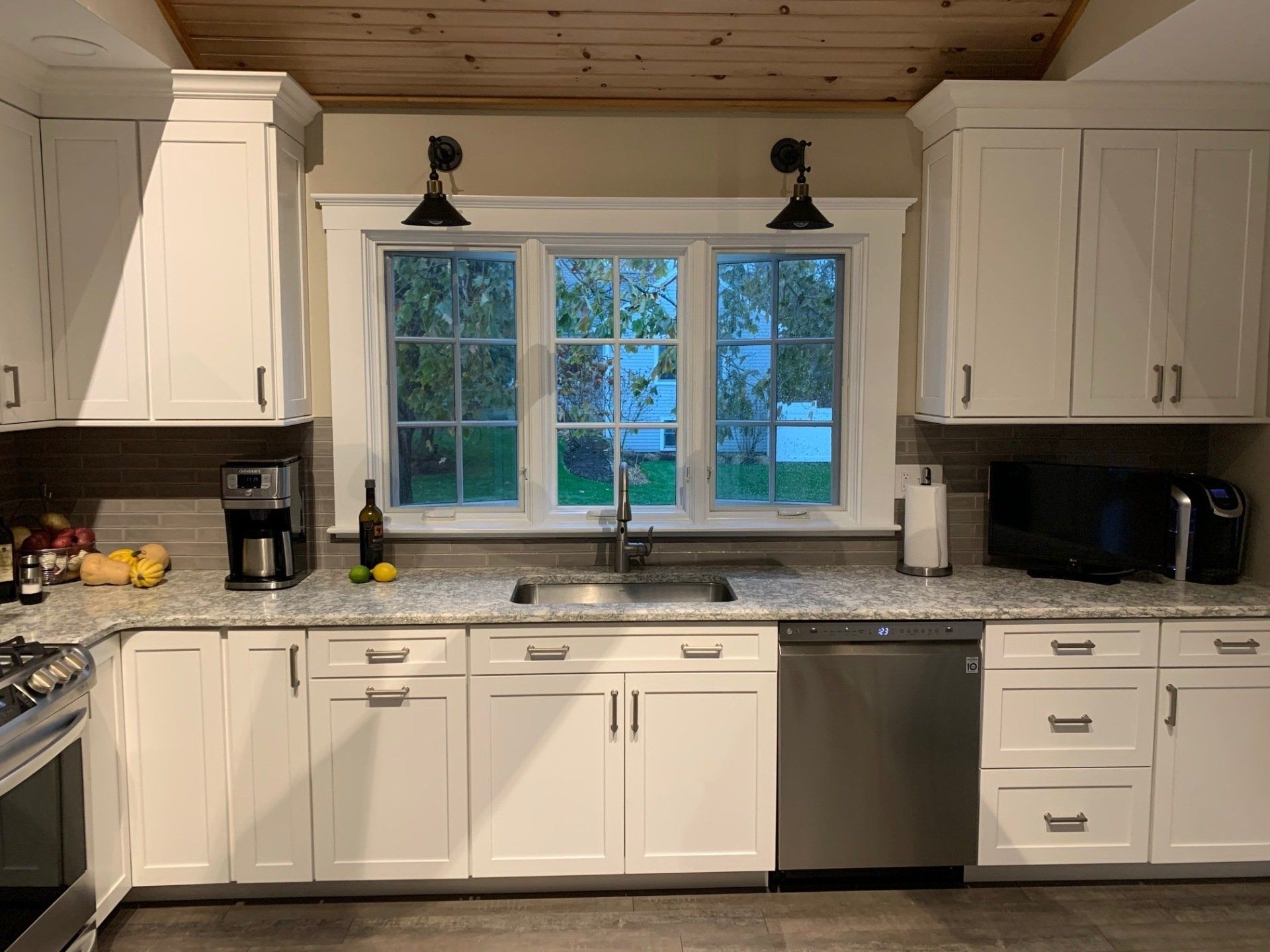 Traditional Kitchen Remodel by Cumberland Kitchen & Bath project photo