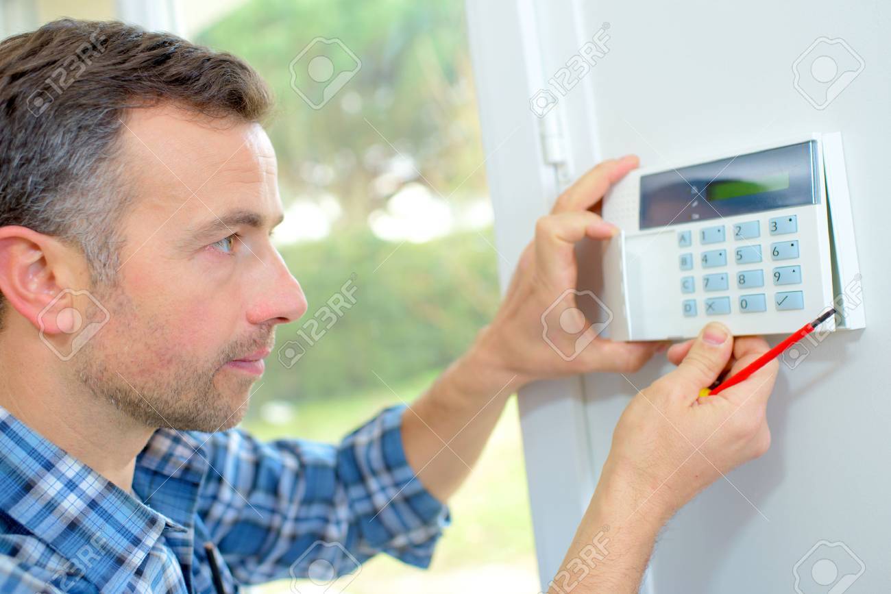 INSTALLATEUR ALARME FREJUS