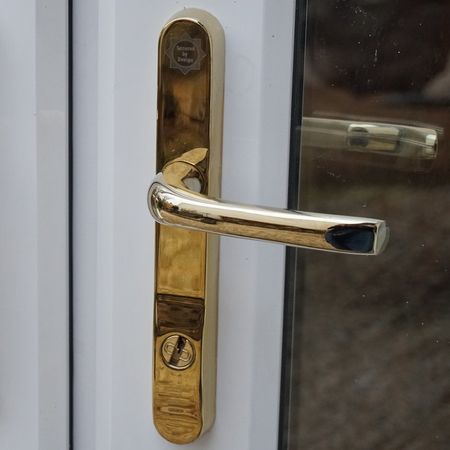 2 star door handles