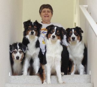 picture of peggy dent with her dogs picture of peggy dent with her dogs