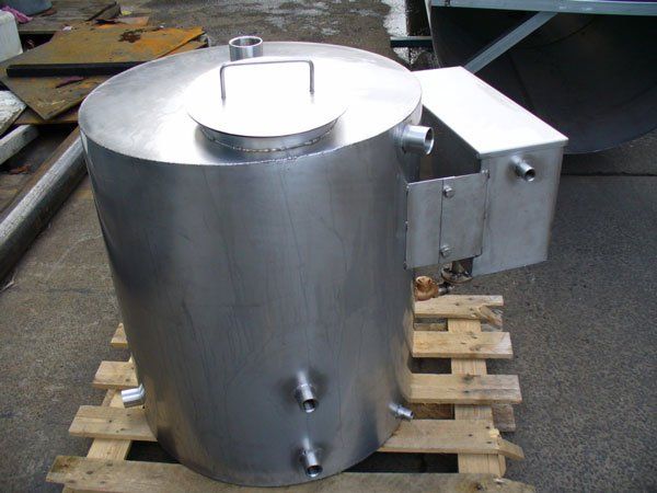 feedwater tank