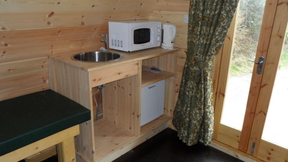 Bonnys Log Pod CampingNI