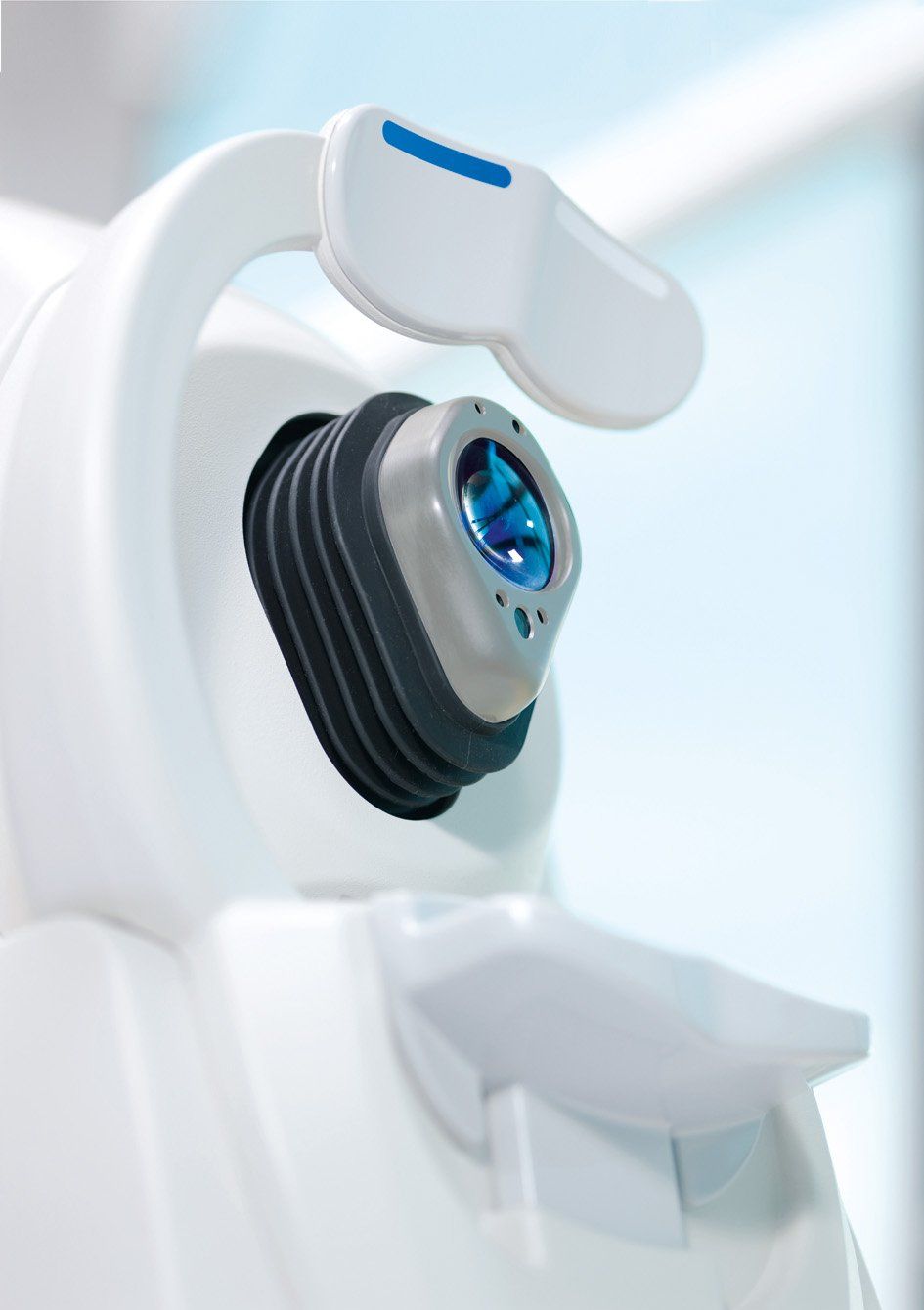 We use the latest retinal photography equipment for accurate diagnoses