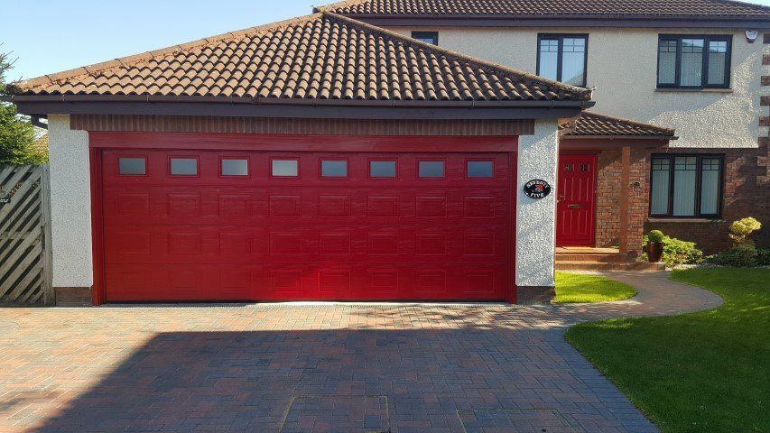 Double car garage doors