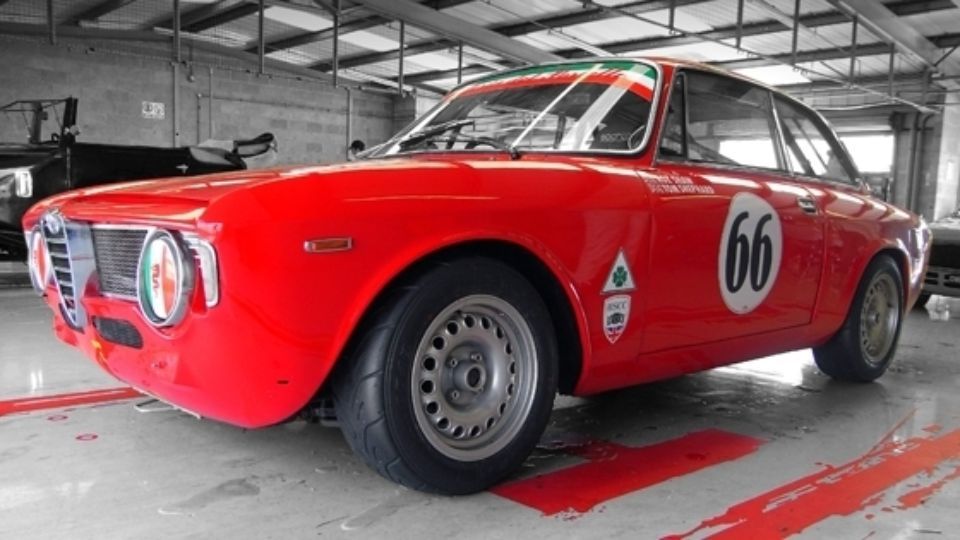 Restauro auto d'epoca
