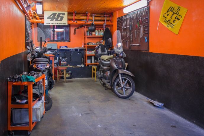 Scooter in autofficina