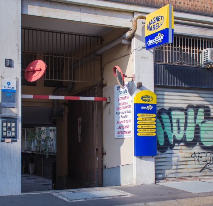 Esterno officina